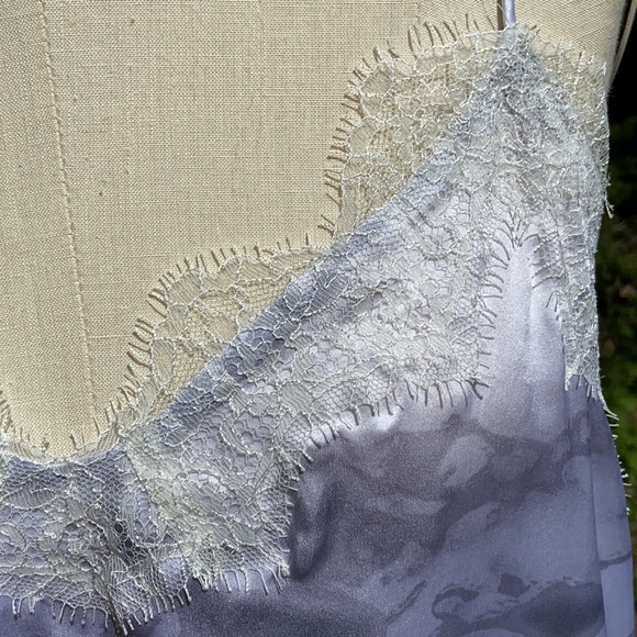 Silk Racer Tank - Picture 2 of 7